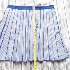 Blue Poplin Striped Pleated Skirt. Vineyard Vines